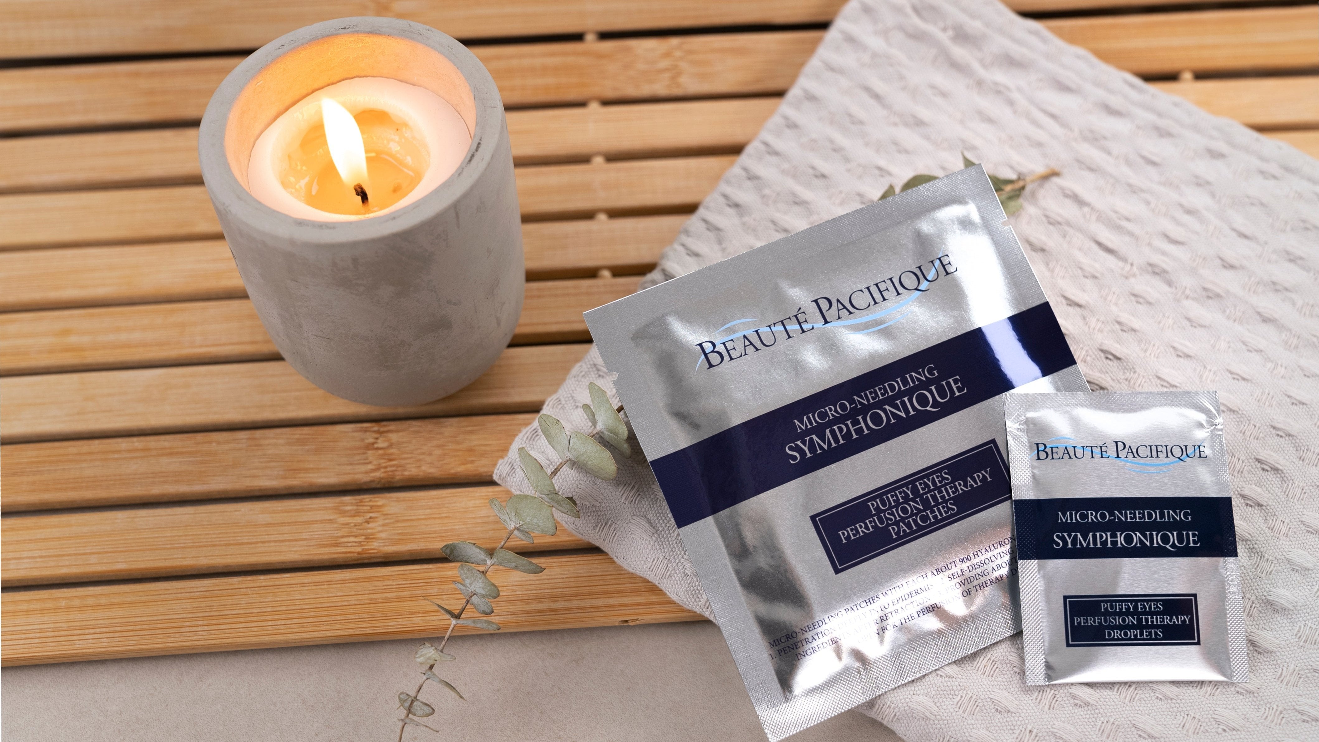 Acu zonas mikronīdlinga terapijas komplekts x4 | SYMPHONIQUE MICRO-NEEDLING PUFFY EYES PERFUSION THERAPY PATCHES x4